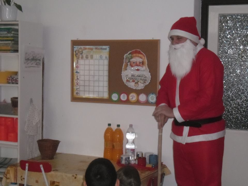 A Tiszakarádi Óvodába is ellátogatott a Mikulás