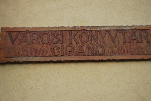 Átalakítás miatt zárva cigándi Városi Könyvtár