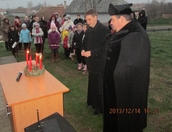 Adventi ünnepség
