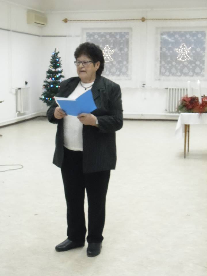 Meggyulladt Advent harmadik gyertyája is Tiszakarádon