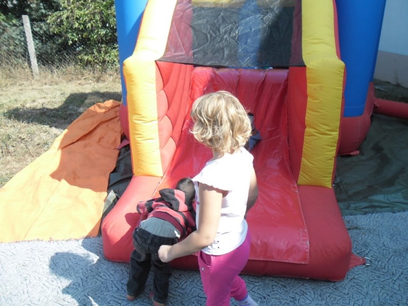 pacin_2013_08_22_játszóházi_foglalkozás.jpg