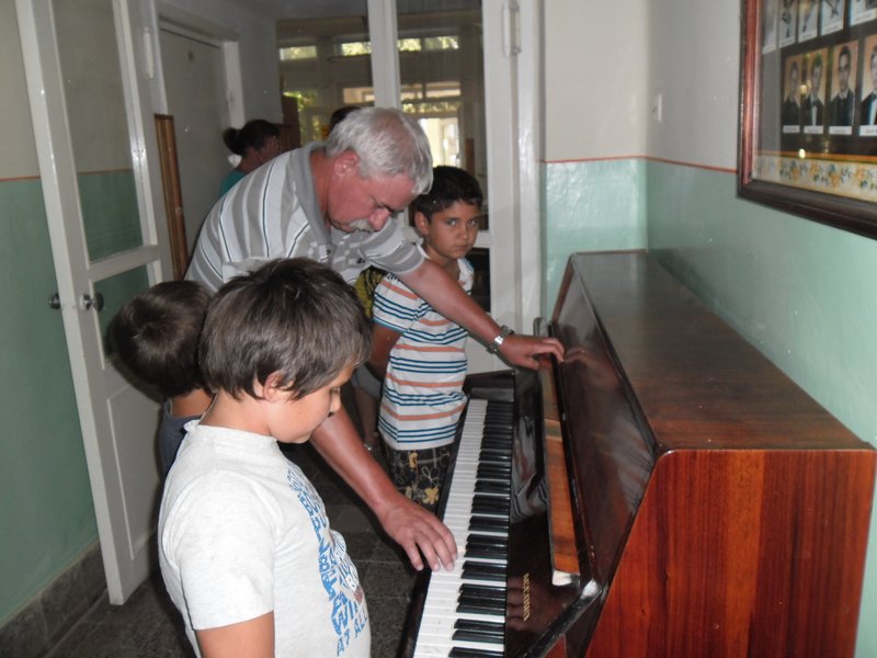 zemplenagard_2013_08_12_08_16_napkozis_tabor (2)