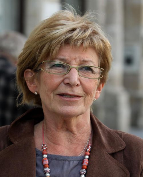 Lovasz Emese Karos