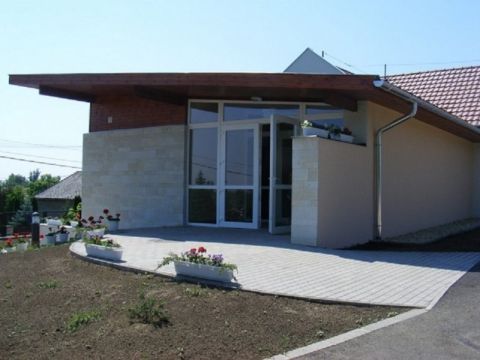 bhalom (8)