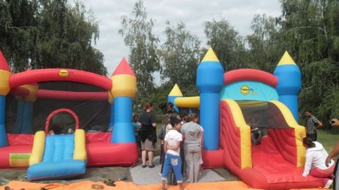 lacacseke_2013_augusztus_27_jatszohaz (27)