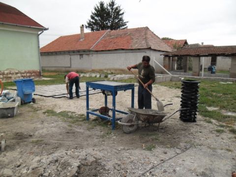 belvízelvezető árok készítése 005