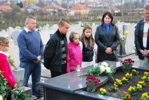 2013_10_29_cigánd_mindenszentek (50)