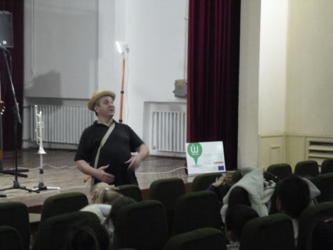 t.karad.2013.10.11.bibuci színház (7)