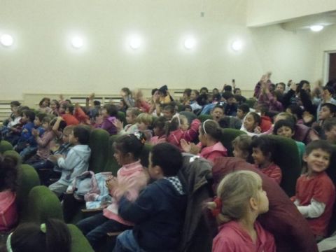 t.karad.2013.10.11.bibuci színház (9)