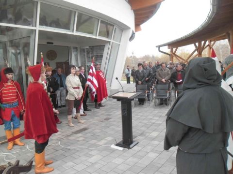 2013_11_16_ karos_életfa_ültetők_találkozója_képek (24)