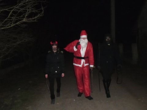 2013_12_05_kisrozvagy_mikulasnap (17)