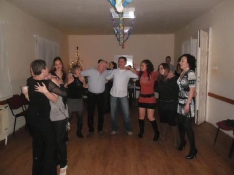 2013_12_21_kisrozvagy_jótékonysági batyus bál (12)