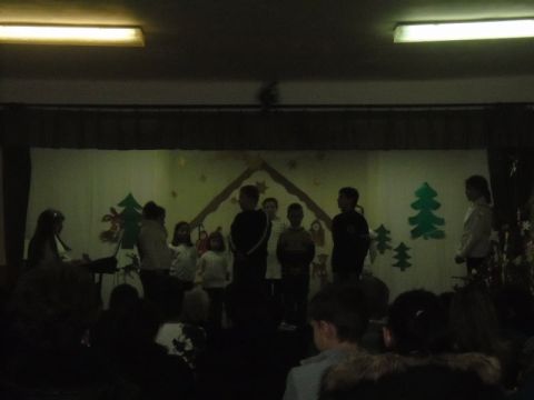 adventi_hangverseny_révleányvár_2013.12 (1)