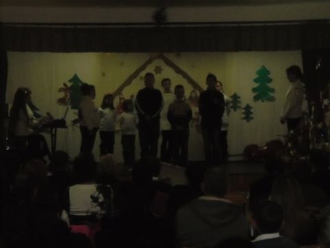 adventi_hangverseny_révleányvár_2013.12 (21)