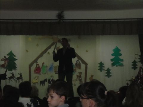 adventi_hangverseny_révleányvár_2013.12 (5)
