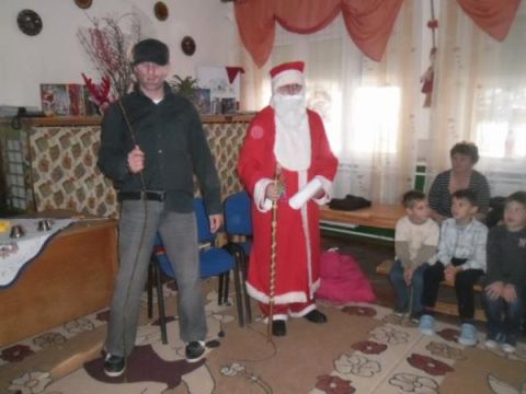 mikulás_képek_révleányvár_2013.12 (9)