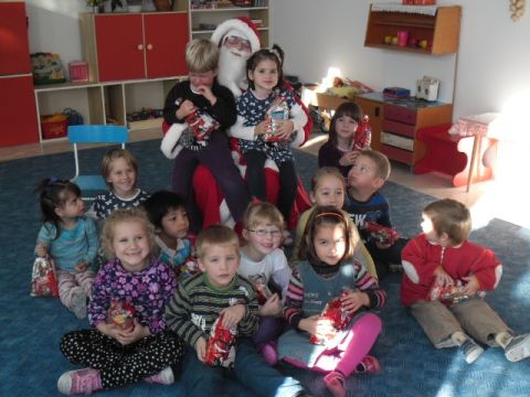 2013.12 (1)_Mikulás08