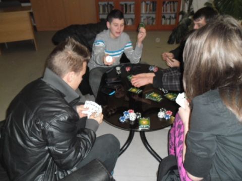 2013.12.21. Karácsonyi játszóház_Alsóberecki6