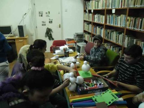 2013.12.22. karacsonyi_kezmuves_foglalkozas_Dámóc06