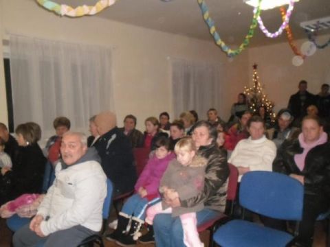 2013_12_21_ karácsonyi ünnepség_Kisrozvágy04