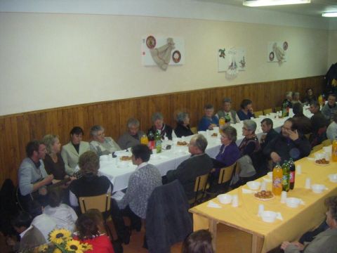 idősek_napja 2013.11.15_R.leány8