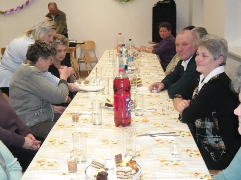 Karcsa_2014_02_14 idősek farsangja (12)