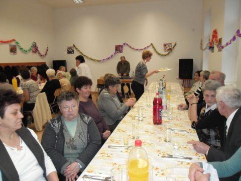 Karcsa_2014_02_14 idősek farsangja (4)