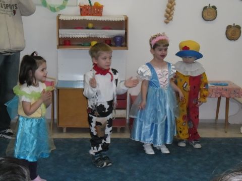 2014.02.28. Alsóberecki Farsang az óviban (9)