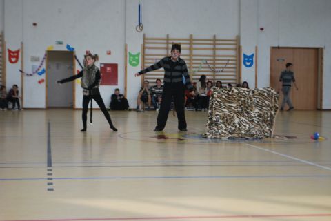 2014_02_28_cigánd_iskola farsang (202)