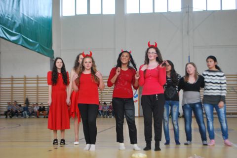 2014_02_28_cigánd_iskola farsang (285)
