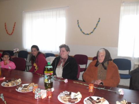 2014_03_08_nőnapi ünnepség_kisrozvágy (4)