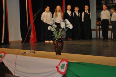 2014_03_14_cigánd_március 15 (78)