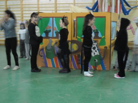 2014_farsang_az_iskolában_pacin (29)