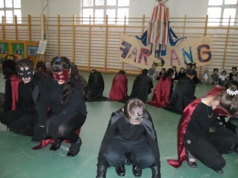 2014_farsang_az_iskolában_pacin (46)