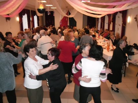 2014_idosek_farsangja_pacin (59)