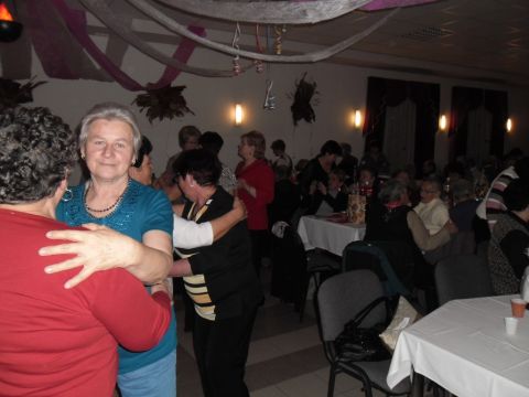 2014_idosek_farsangja_pacin (68)