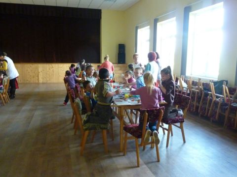 14.04.16._Nagyrozvagy_Jatszohaz(4)