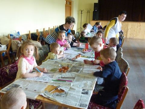 14.04.16._Nagyrozvagy_Jatszohaz(8)
