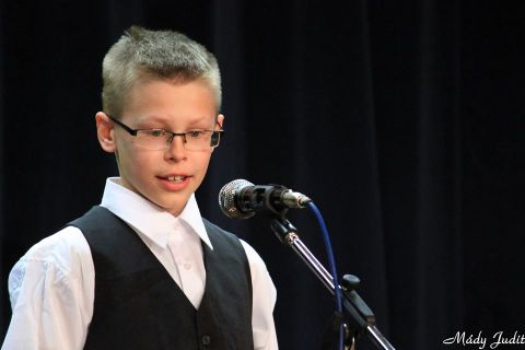 2014_04_11_cigánd_szavaló_verseny_költészet_napja (18)