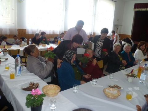 2014.05.04. Anyáknapja Semjénben (49)