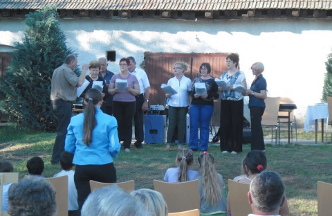 14.06.23._nagyrozvagy_korus 3