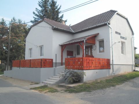 2014_08_07_Orvosi rendelő_Kisrozvágy (5)
