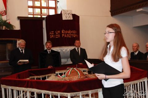 2014_08_17_cigánd_kenyéráldás (2)