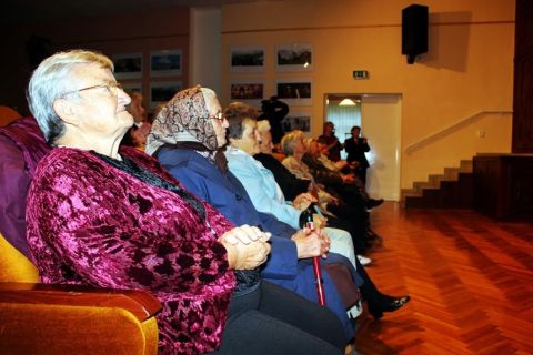 2014_10_03_cigánd_idősek_napja (14)