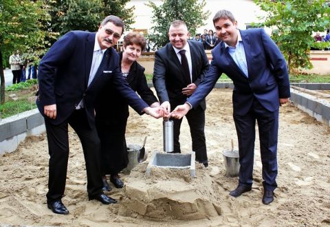 2014_10_03_szociális_alapkő_letétel (4)