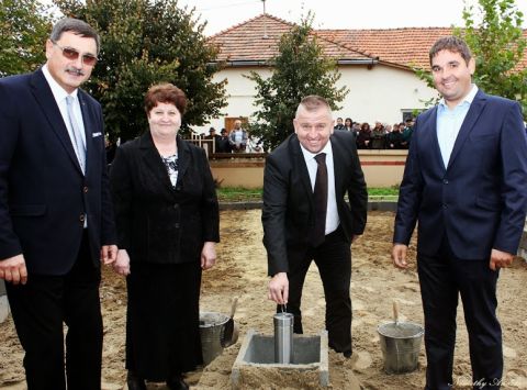 2014_10_03_szociális_alapkő_letétel (5)