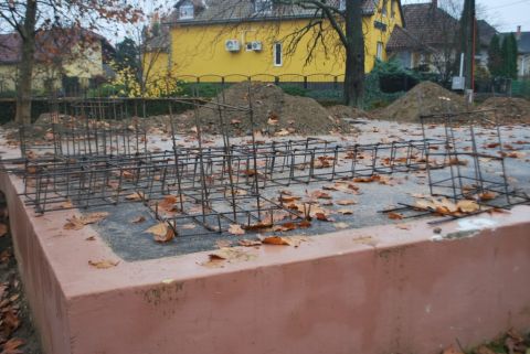 2014_11_18_cigánd_megújul a szabadtéri színpad (1)