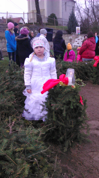 2014_11_30_Adventi I. gyertyagyújtás_Kisrozvágy (11)