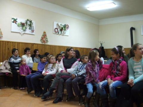 advent_3_révleányvár_gyertyagyújtás (14)