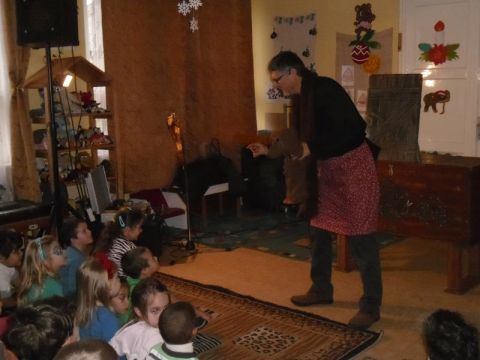 Karcsa_2014_12_15_bábszínház (11)